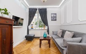 2 Bedroom Apartment - Sereno Fenn'A 5 Street